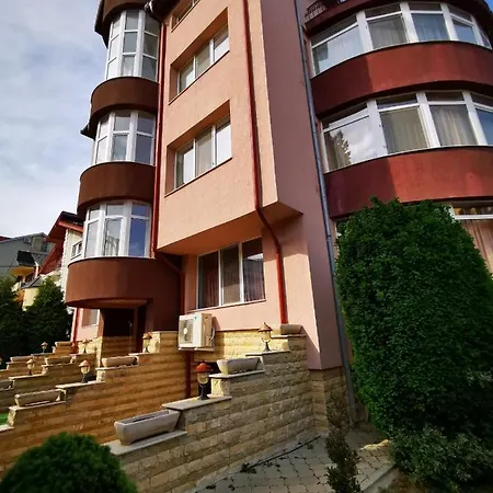 Vila Arcadia *